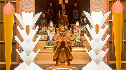 妙法寺本堂に祀られている鬼子母神